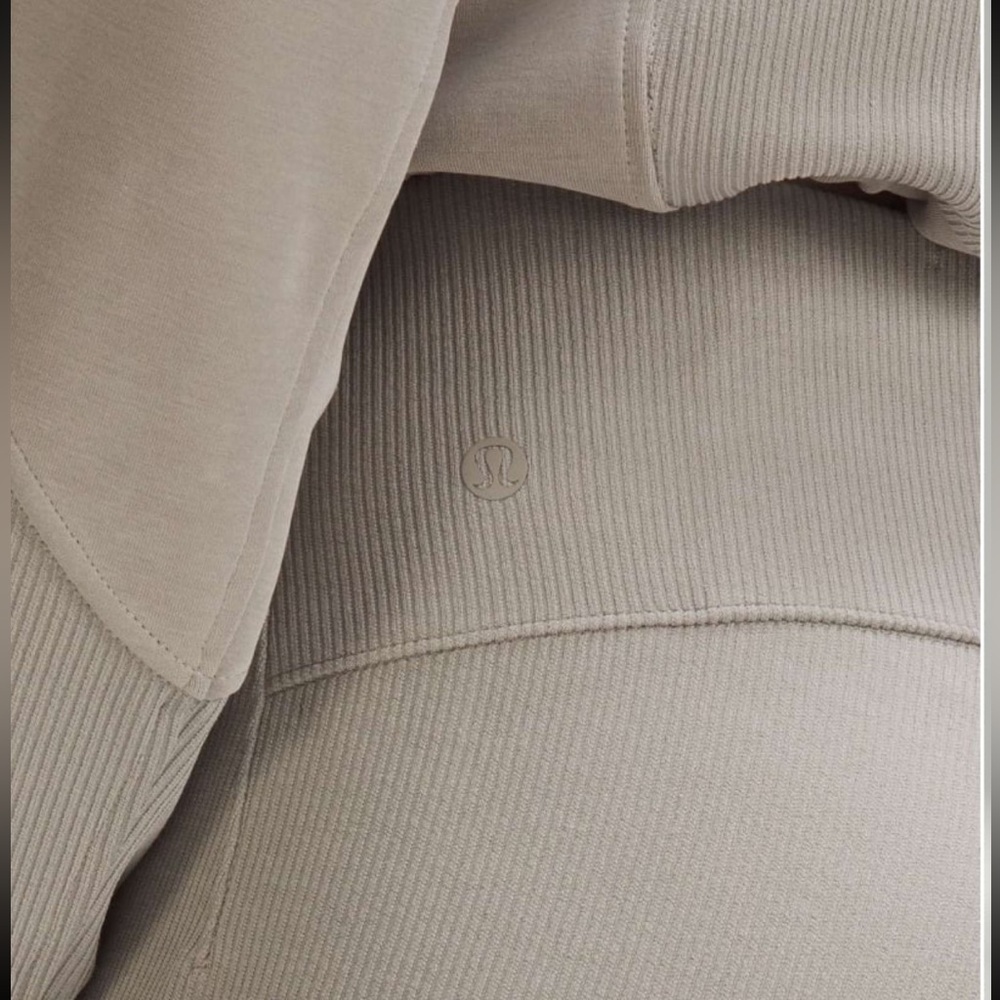 Lululemon Brushed Softstreme Ribbed set, Zip Flared Pant sz 8 & Half Zip sz 6 - Picture 7 of 12